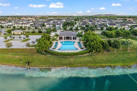 Adosado en venta en Homestead, Florida, 3 dormitorios, 142.14 m2 № 1992381 - foto 23