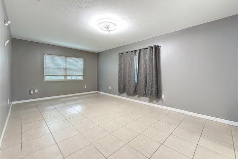 House in Temple Terrace, Florida 4 bedrooms, 203.27 sq.m. № 1795743 - photo 27