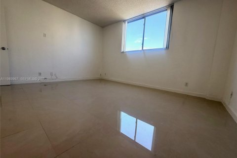 Condominio en alquiler en Hollywood, Florida, 1 dormitorio, 84.08 m2 № 2053067 - foto 20