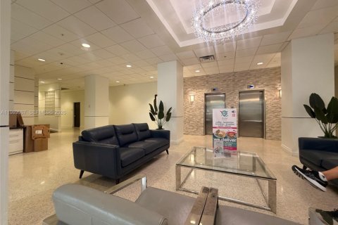 Condominio en alquiler en Hollywood, Florida, 1 dormitorio, 84.08 m2 № 2053067 - foto 30