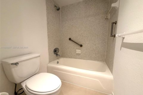 Condominio en alquiler en Hollywood, Florida, 1 dormitorio, 84.08 m2 № 2053067 - foto 25