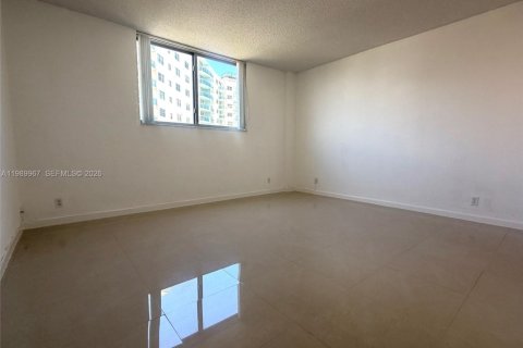 Condominio en alquiler en Hollywood, Florida, 1 dormitorio, 84.08 m2 № 2053067 - foto 19