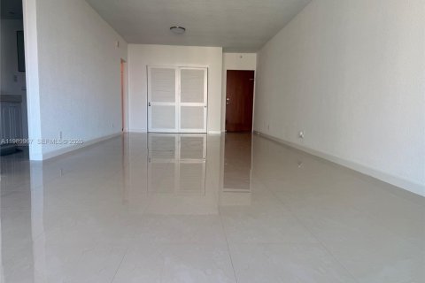 Condominio en alquiler en Hollywood, Florida, 1 dormitorio, 84.08 m2 № 2053067 - foto 26