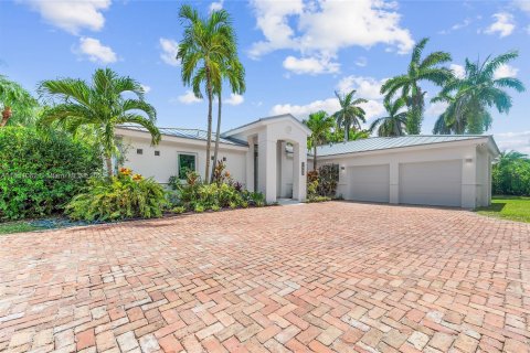 Casa en venta en Palmetto Bay, Florida, 4 dormitorios, 218.88 m2 № 1854767 - foto 4