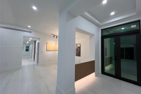 Casa en venta en Palmetto Bay, Florida, 4 dormitorios, 218.88 m2 № 1854767 - foto 21