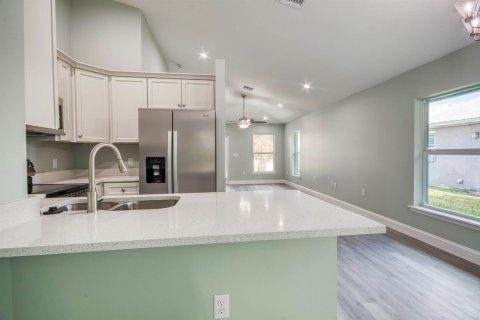 Casa en venta en Okeechobee, Florida, 3 dormitorios, 153.29 m2 № 2260978 - foto 9