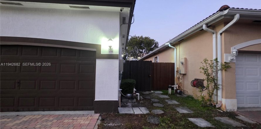 Immobilier commercial à Homestead, Floride 1 chambre, 144 m2 № 1999184