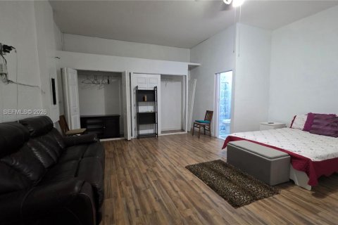 Immobilier commercial à louer à Homestead, Floride: 1 chambre, 144 m2 № 1999184 - photo 11