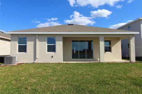 Villa ou maison à louer à Bradenton, Floride: 4 chambres, 192.21 m2 № 1905189 - photo 18