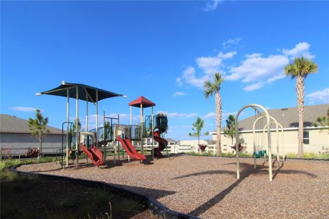 Снять в аренду виллу или дом в Брейдентон, Флорида 1 комната, 192.21м2, № 1905189 - фото 27