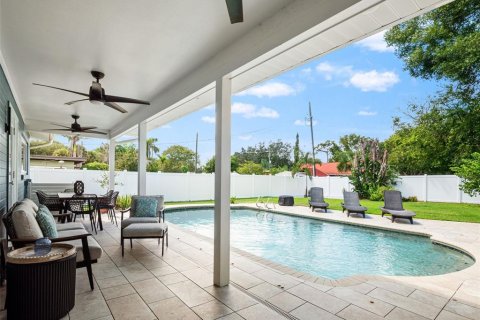 Casa en venta en Orlando, Florida, 4 dormitorios, 190.17 m2 № 2386553 - foto 27