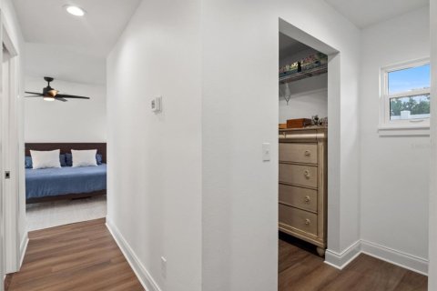 Casa en venta en Orlando, Florida, 4 dormitorios, 190.17 m2 № 2386553 - foto 14