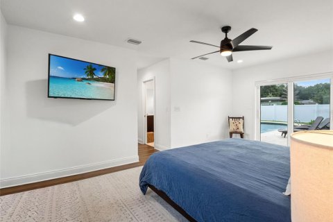 Casa en venta en Orlando, Florida, 4 dormitorios, 190.17 m2 № 2386553 - foto 13
