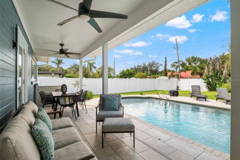 Casa en venta en Orlando, Florida, 4 dormitorios, 190.17 m2 № 2386553 - foto 26