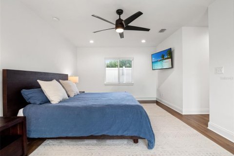 Casa en venta en Orlando, Florida, 4 dormitorios, 190.17 m2 № 2386553 - foto 12