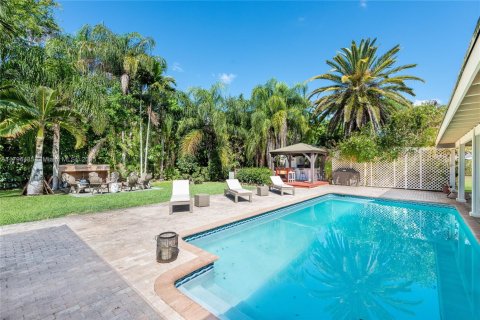 Casa en venta en Pinecrest, Florida, 4 dormitorios, 250.84 m2 № 1708960 - foto 14