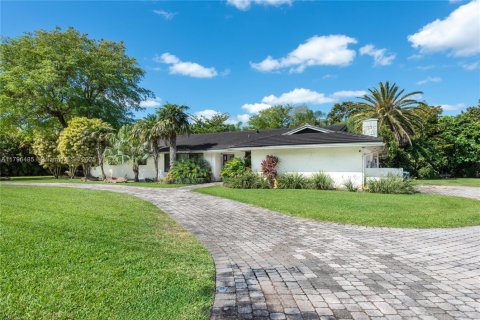 Casa en venta en Pinecrest, Florida, 4 dormitorios, 250.84 m2 № 1708960 - foto 3