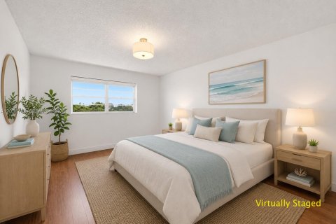 Condo in Miami Beach, Florida, 2 bedrooms № 2088253 - photo 7