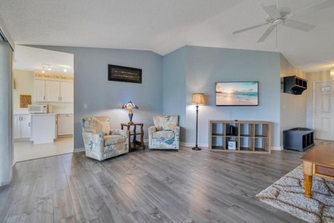 Villa ou maison à vendre à Leesburg, Floride: 2 chambres, 123.65 m2 № 1916627 - photo 6