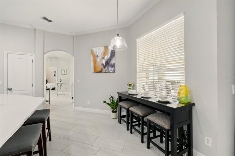 House in Davenport, Florida 4 bedrooms, 265.61 sq.m. № 1732440 - photo 22