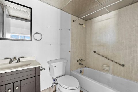 Copropriété à vendre à Delray Beach, Floride: 1 chambre, 66.89 m2 № 2103874 - photo 16