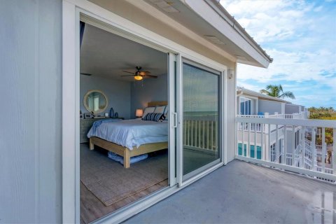 Townhouse in Boca Grande, Florida 2 bedrooms, 118.54 sq.m. № 2429444 - photo 18