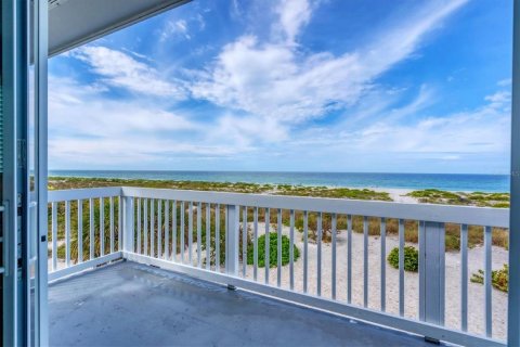 Townhouse in Boca Grande, Florida 2 bedrooms, 118.54 sq.m. № 2429444 - photo 19