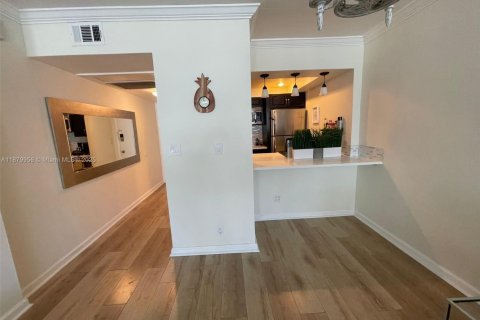Copropriété à louer à Fort Lauderdale, Floride: 1 chambre, 65.96 m2 № 1921619 - photo 13