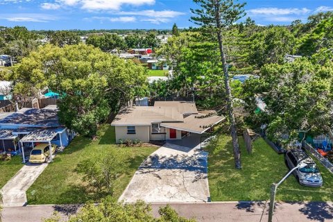 House in Largo, Florida 2 bedrooms, 66.24 sq.m. № 1750143 - photo 19
