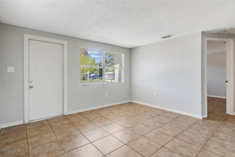 House in Largo, Florida 2 bedrooms, 66.24 sq.m. № 1750143 - photo 25