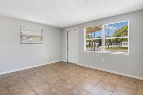 House in Largo, Florida 2 bedrooms, 66.24 sq.m. № 1750143 - photo 24