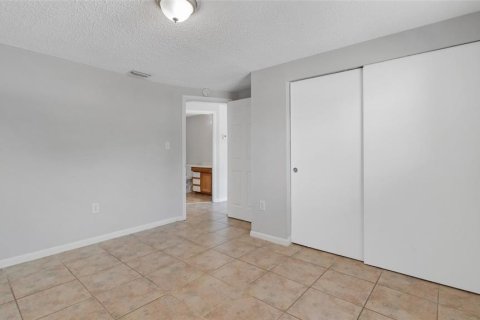 House in Largo, Florida 2 bedrooms, 66.24 sq.m. № 1750143 - photo 8