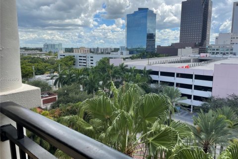 Condominio en alquiler en Fort Lauderdale, Florida, 1 dormitorio, 75.07 m2 № 2025632 - foto 16