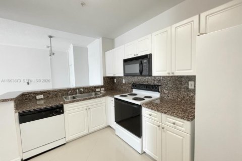 Condominio en alquiler en Fort Lauderdale, Florida, 1 dormitorio, 75.07 m2 № 2025632 - foto 6