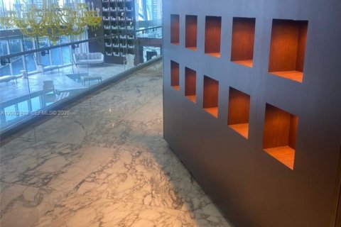 Condo in Miami, Florida, 1 bedroom  № 2170339 - photo 19
