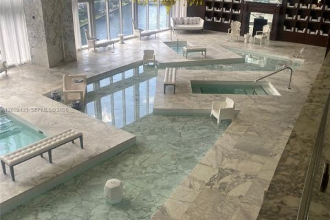 Condo in Miami, Florida, 1 bedroom  № 2170339 - photo 20