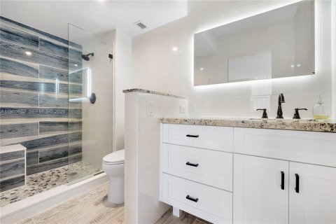 Condominio en venta en Pompano Beach, Florida, 2 dormitorios, 92.9 m2 № 2025037 - foto 15