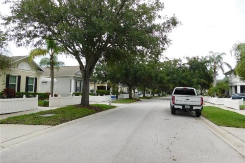 House in Lutz, Florida 3 bedrooms, 202.16 sq.m. № 1878128 - photo 21