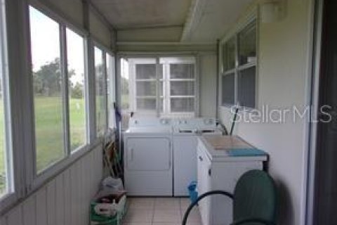 Condo in Sun City Center, Florida, 2 bedrooms  № 2111839 - photo 23