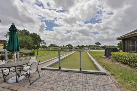 Condo in Sun City Center, Florida, 2 bedrooms  № 2111839 - photo 29