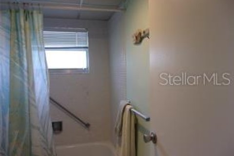 Condo in Sun City Center, Florida, 2 bedrooms  № 2111839 - photo 22