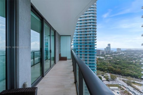 Condominio en alquiler en Miami, Florida, 1 dormitorio, 52.95 m2 № 2041356 - foto 20