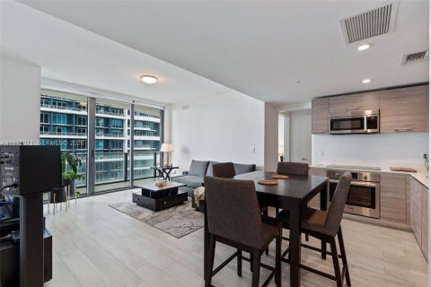 Condominio en alquiler en Miami, Florida, 1 dormitorio, 52.95 m2 № 2041356 - foto 7