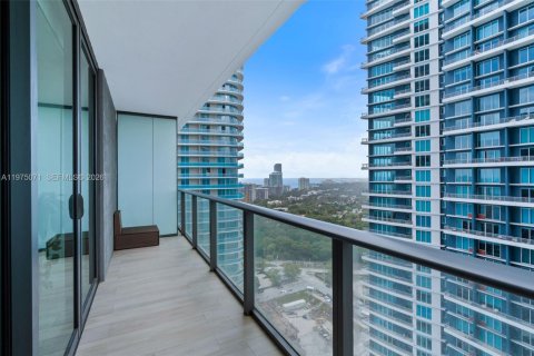 Condominio en alquiler en Miami, Florida, 1 dormitorio, 52.95 m2 № 2041356 - foto 19
