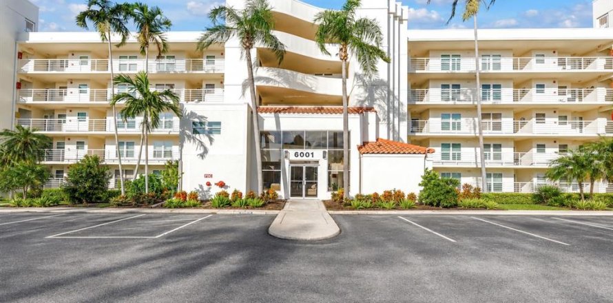 Condo à Saint Petersburg, Floride, 2 chambres  № 2204063