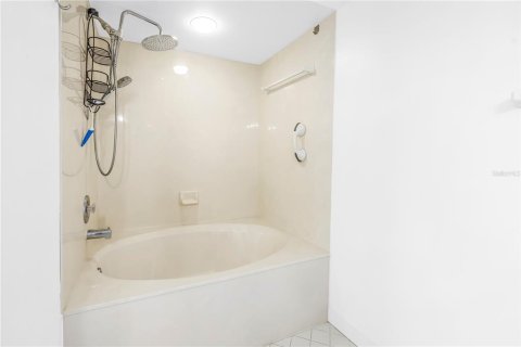 Copropriété à vendre à Saint Petersburg, Floride: 2 chambres, 107.77 m2 № 2204063 - photo 15