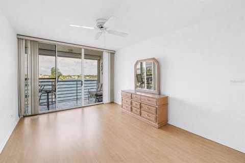 Copropriété à vendre à Saint Petersburg, Floride: 2 chambres, 107.77 m2 № 2204063 - photo 12