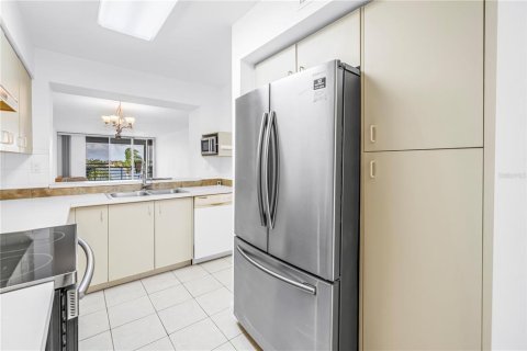 Copropriété à vendre à Saint Petersburg, Floride: 2 chambres, 107.77 m2 № 2204063 - photo 16