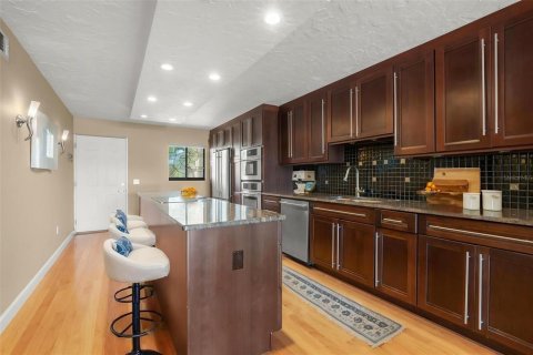 Купить кондоминиум в Сент-Питерсберг, Флорида 6 комнат, 99.41м2, № 2230087 - фото 5