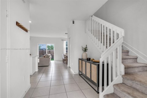 Townhouse in Coral Springs, Florida 3 bedrooms, 124.86 sq.m. № 1469754 - photo 4
